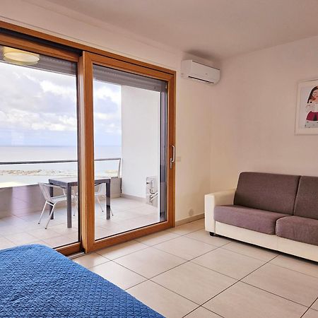 Dolphin'S Home Porto Torres Exterior foto